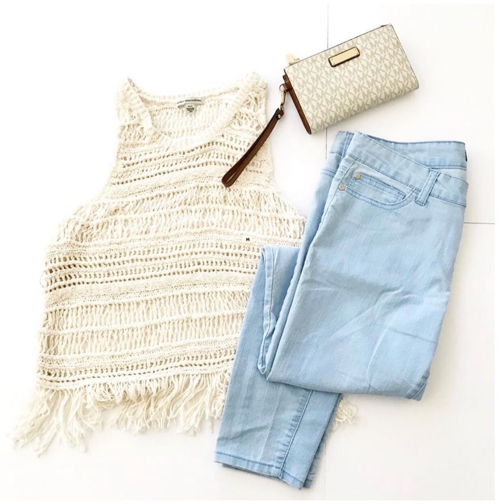 American Eagle Outfitters Crochet Top - Picture 3 of 3